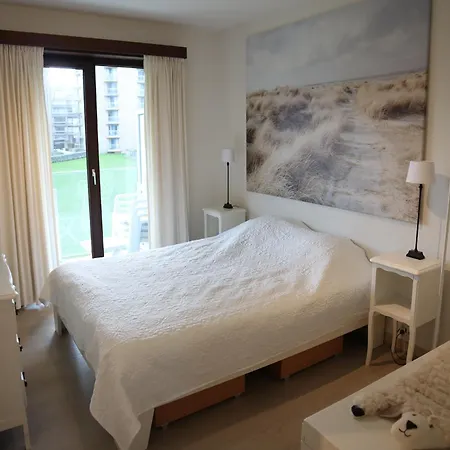 In Near The Beach, Cleaning Included Apartamento
